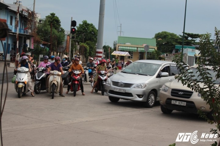 Hinh anh “xau xi” tren nhung con duong dep nhat Sai Gon-Hinh-5