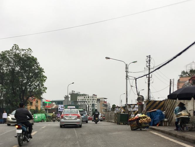 Ha Noi: Quan Long Bien ton kem lap camera de lam... mau?-Hinh-13