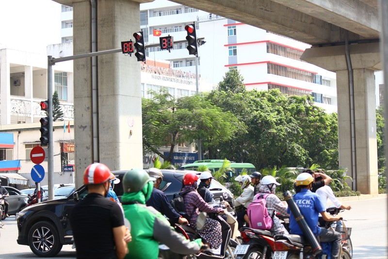 Anh: Muon kieu tranh nang nong cua nguoi dan Ha Noi-Hinh-13