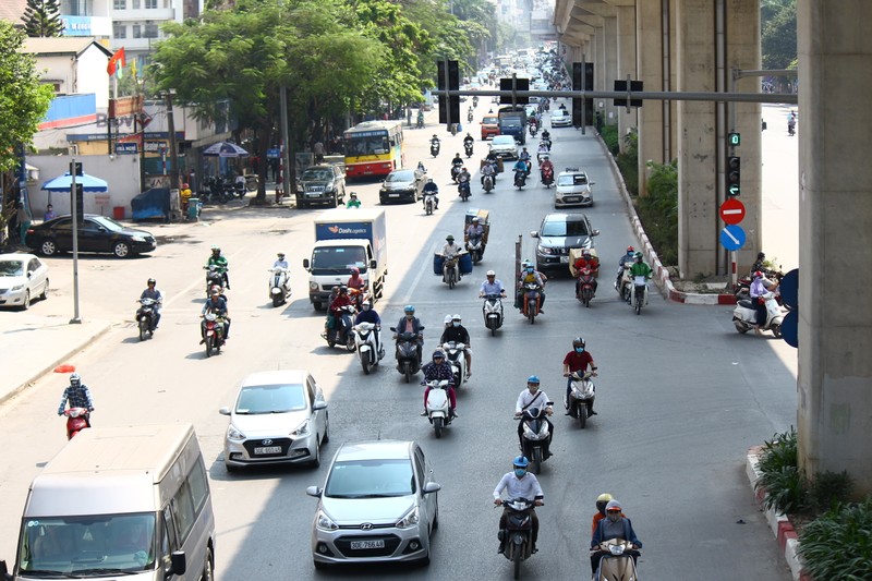 Anh: Muon kieu tranh nang nong cua nguoi dan Ha Noi-Hinh-15