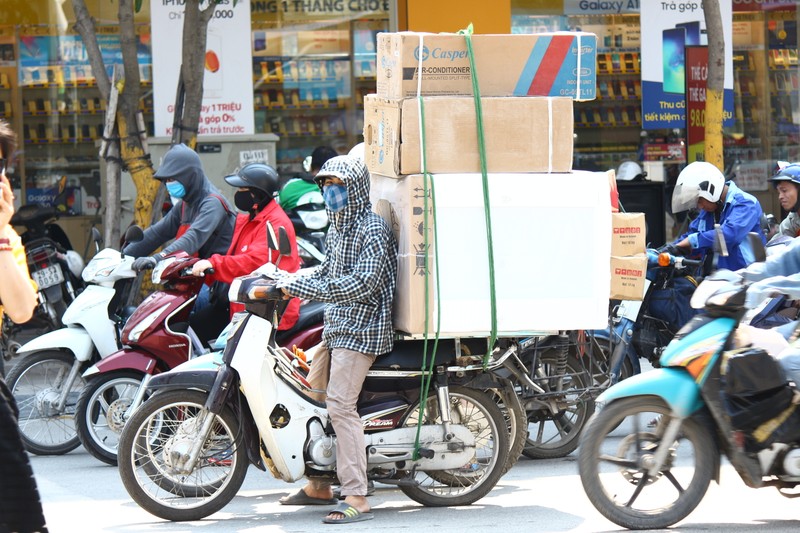 Anh: Muon kieu tranh nang nong cua nguoi dan Ha Noi-Hinh-18