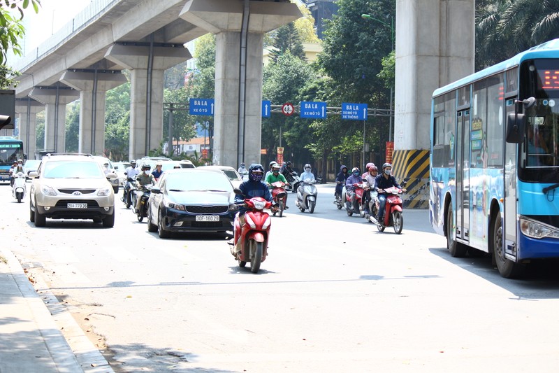 Anh: Muon kieu tranh nang nong cua nguoi dan Ha Noi-Hinh-5