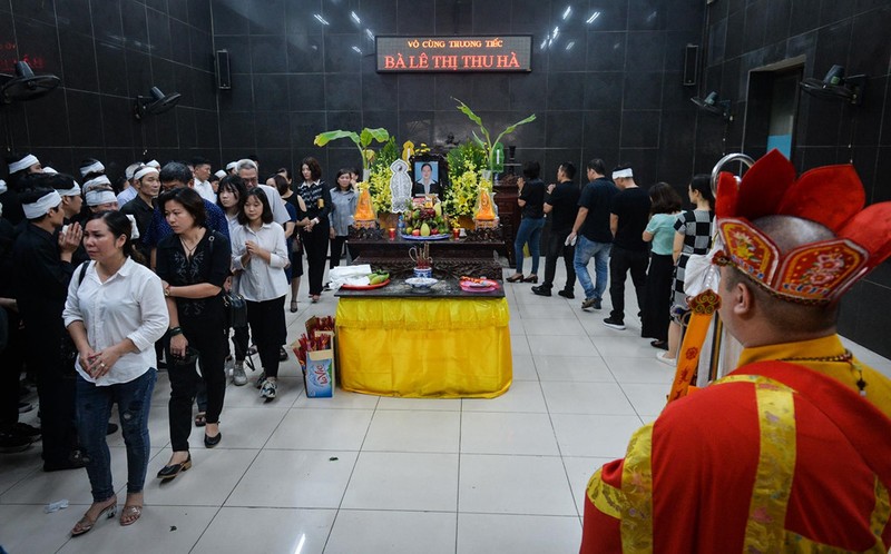 Dong nghiep, lai xe om, nguoi chua quen den vinh biet nu lao cong