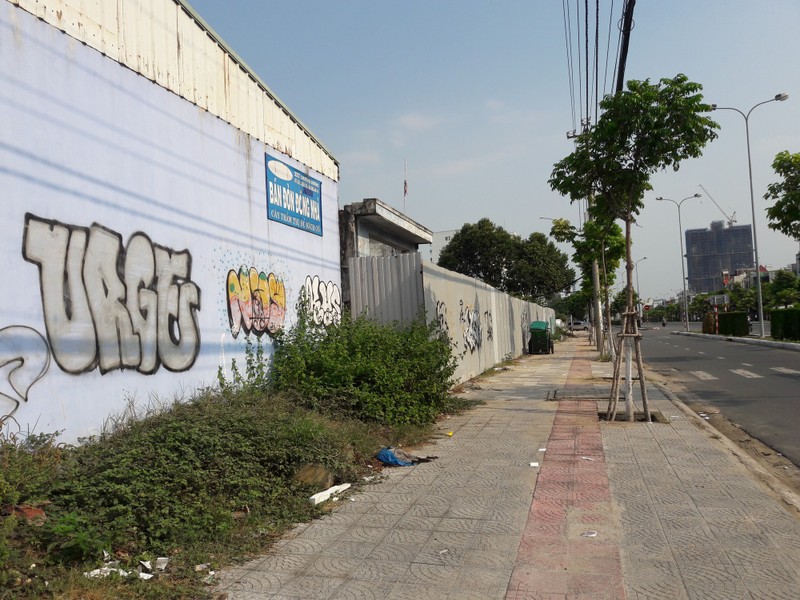 Da Nang dang bi boi ban boi son Graffiti-Hinh-8