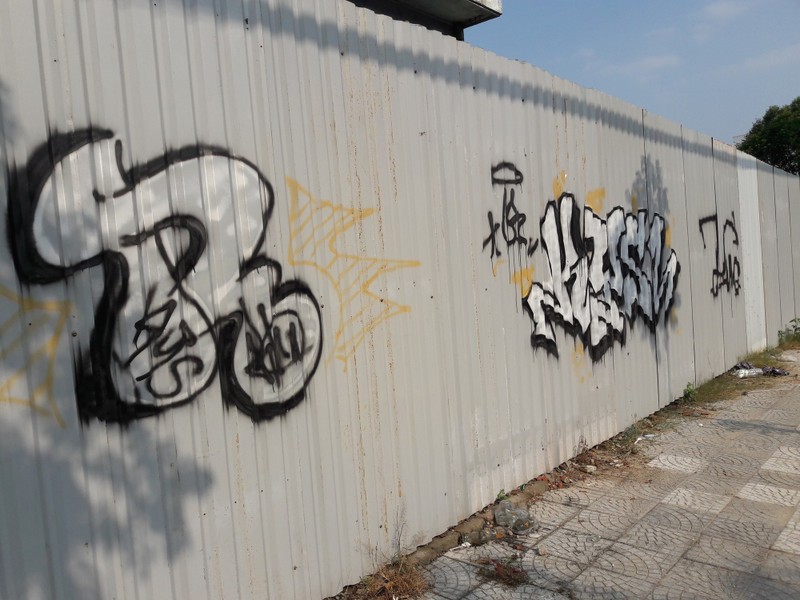 Da Nang dang bi boi ban boi son Graffiti-Hinh-9