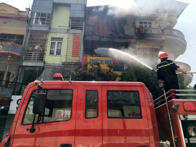 Thanh Hoa: Chay lon tai cua hang kinh doanh gas