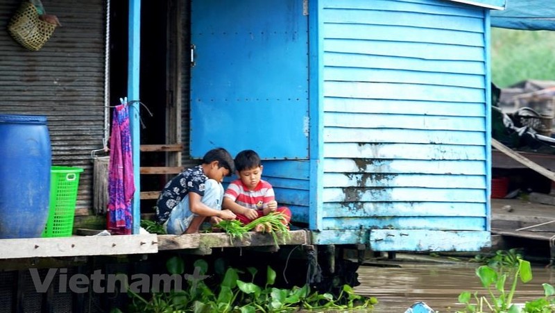 Cuoc song kho khan cua ba con goc Viet tai Bien Ho-Hinh-18