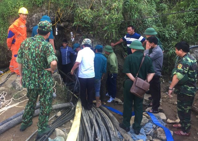 Nan nhan mac ket trong hang o Lao Cai da tu vong-Hinh-2