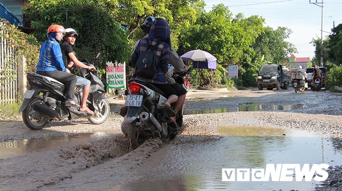 Kinh hoang tuyen duong “dam lay”, bay nguoi di duong o Hai Phong-Hinh-9