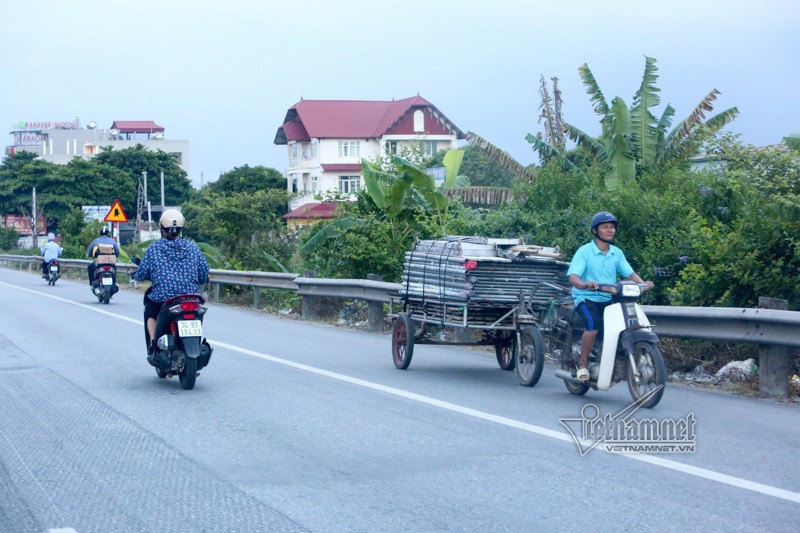 Tai nan tham khoc o Hai Duong: CSGT tiet lo nguyen nhan-Hinh-11