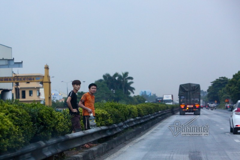 Tai nan tham khoc o Hai Duong: CSGT tiet lo nguyen nhan-Hinh-7