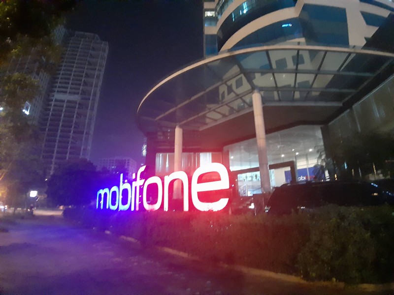 Khoi to Tong giam doc MobiFone cung 4 nguoi khac lien quan vu AVG