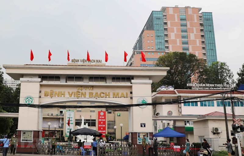 Chu tich Ha Noi tho phao ve ket qua xet nghiem lien quan den “o dich” BV Bach Mai