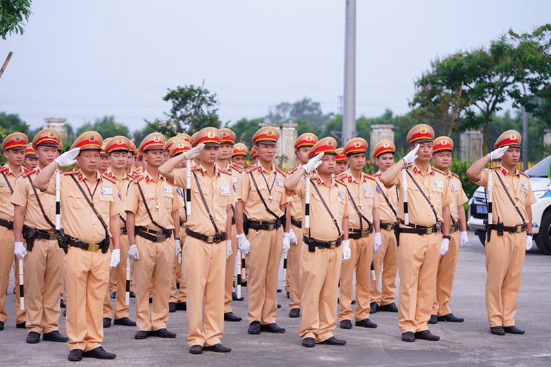 Can canh ngay dau tien CSGT duoc dung phuong tien du khong co loi