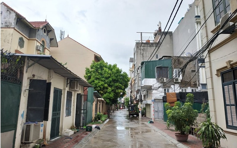 Dang nang gat, troi Ha Noi bong xam xit sap mua dong lon-Hinh-6