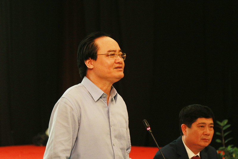 Bo truong Phung Xuan Nha: Phai thay doi tu duy de phat trien GD pho thong