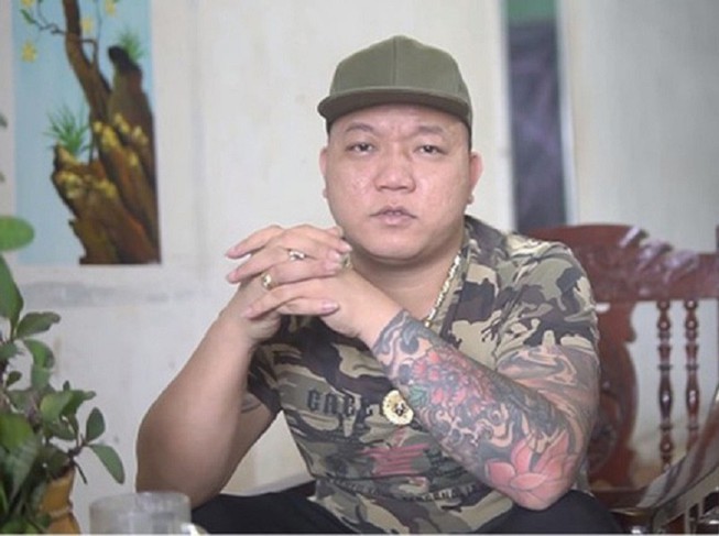 “Giang ho mang” Ngoc Rambo bi khoi to, bat tam giam