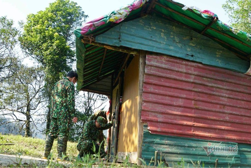 Hinh anh “nhoi tim” noi tuyen dau chong dich-Hinh-6