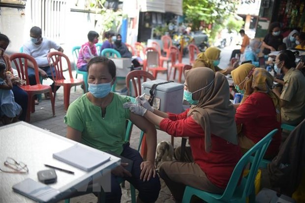 Thai Lan, Indonesia day manh nhap khau vaccine tu Trung Quoc