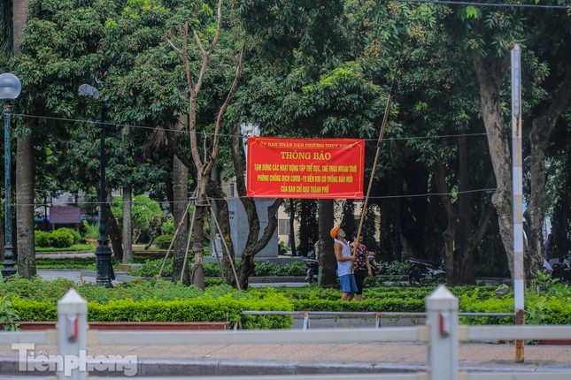 Ha Noi giang day chan khap loi, dan van tap the duc bat chap COVID-19-Hinh-2