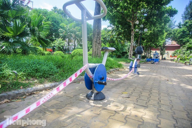 Ha Noi giang day chan khap loi, dan van tap the duc bat chap COVID-19-Hinh-7