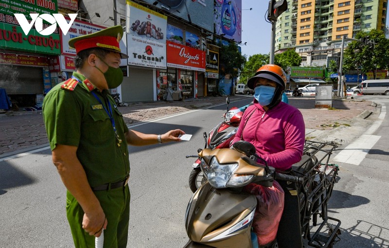 Ha Noi: “Khong co chuyen do bo cac chot kiem soat phong dich“-Hinh-2