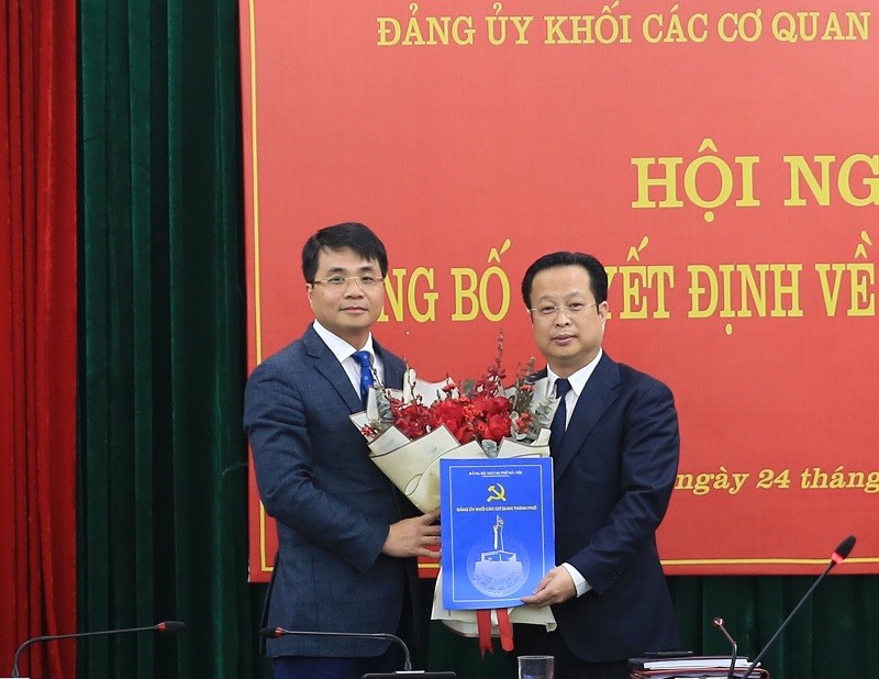 Chan dung tan GD So Giao duc va Dao tao Ha Noi-Hinh-7