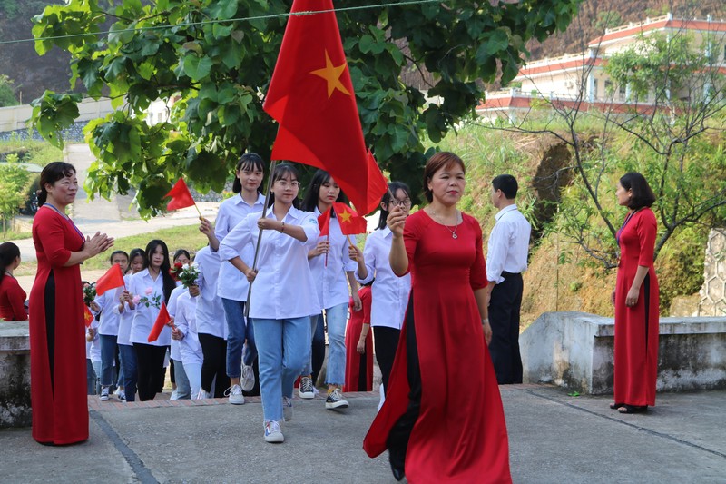 16 tinh, thanh cho hoc sinh di hoc lai trong thang 8/2021-Hinh-16