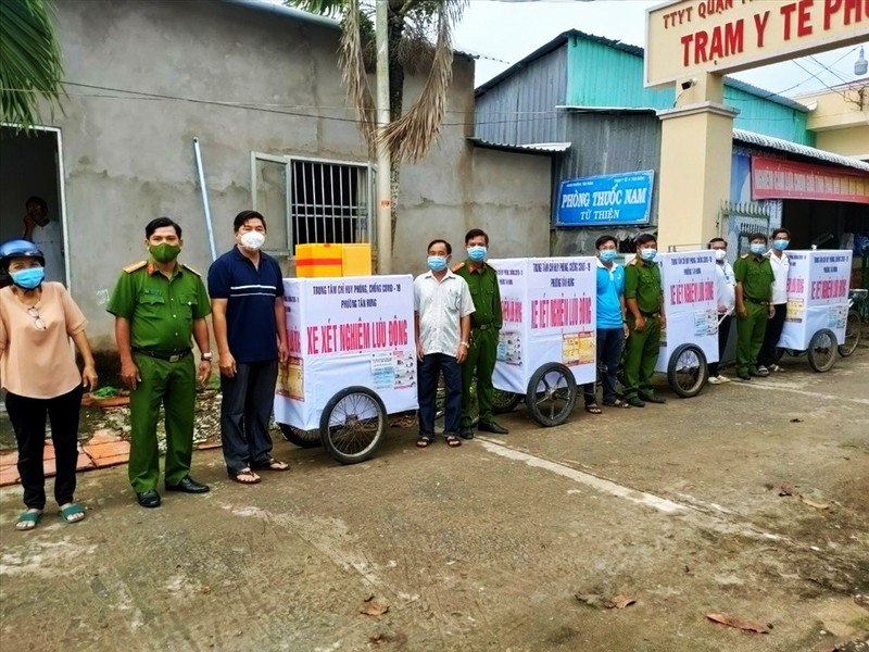 “Ho bien” xe ban hang rong thanh xe xet nghiem luu dong-Hinh-9