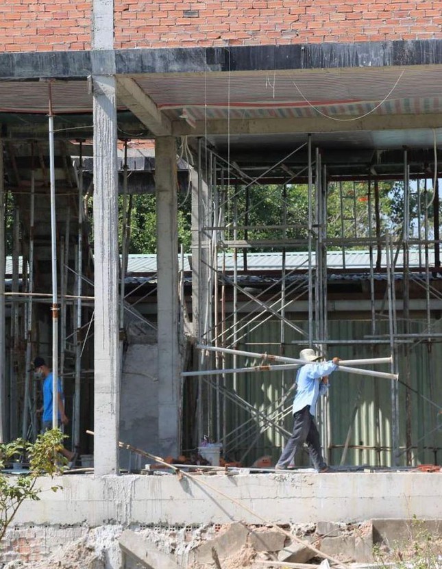 Long An xem xet xu ly cong trinh trai phep tai Tinh that Bong Lai