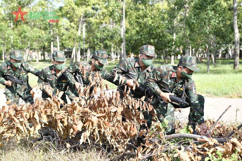 “Tuyet ky” cua bo doi trinh sat-Hinh-14