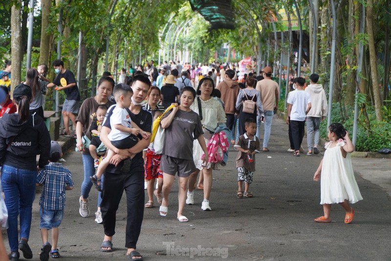 Thao Cam Vien Sai Gon tap nap trong ngay 'Tet Thieu nhi'-Hinh-11