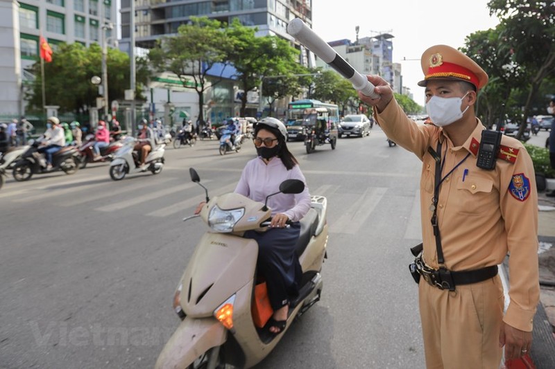 Dan Ha Noi luong cuong vi thi diem phan luong lai mot so duong-Hinh-3