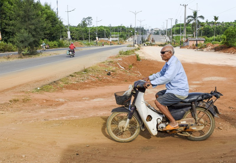 “Do thi truc thuoc xa” hiem hoi o Quang Ngai-Hinh-6