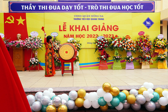 Sau 2 nam COVID-19, tre rang ro khi duoc den truong khai giang-Hinh-23