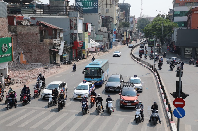 Ha Noi: Can canh pho Chua Boc giai phong mat bang-Hinh-9