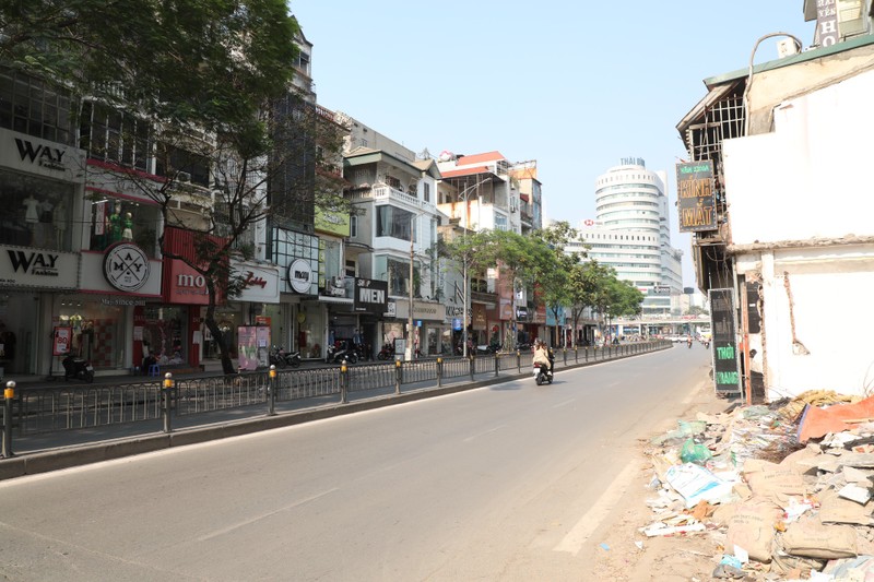 Ha Noi: Can canh pho Chua Boc giai phong mat bang-Hinh-6