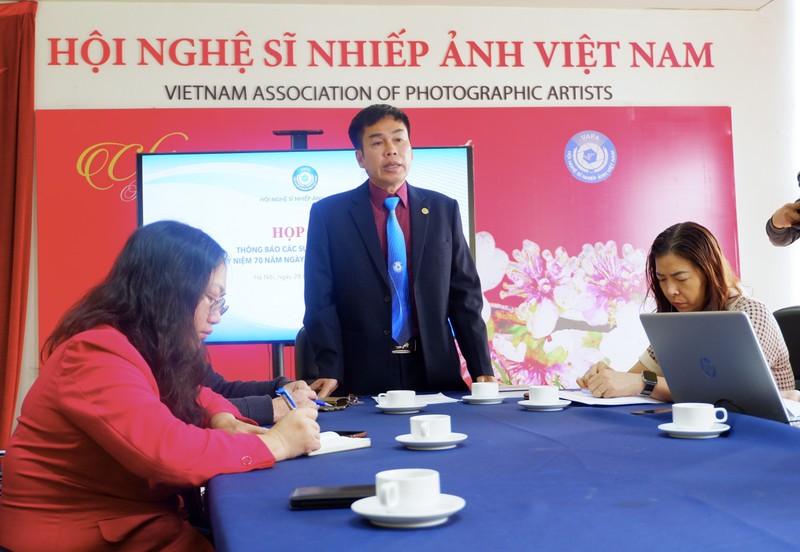 Nhieu hoat dong ky niem 70 nam Nhiep anh cach mang Viet Nam