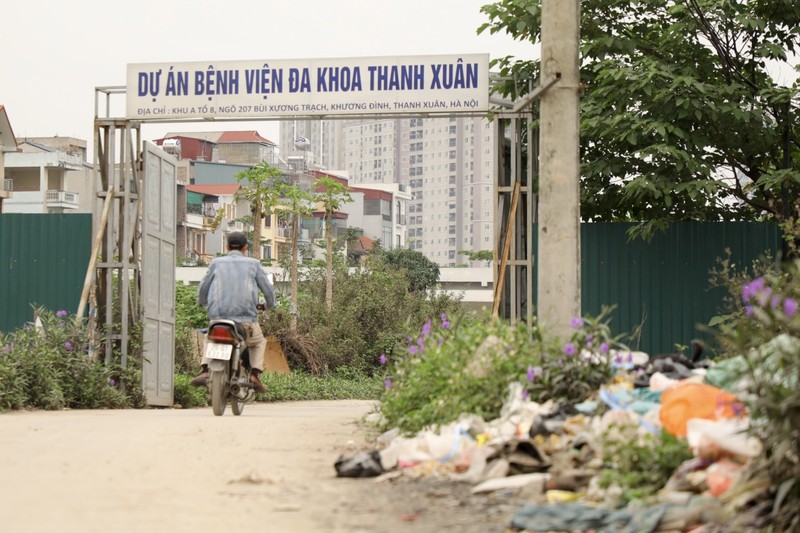 Ha Noi: Nguoi dan keu cuu vi phai song chung voi rac, bui-Hinh-12