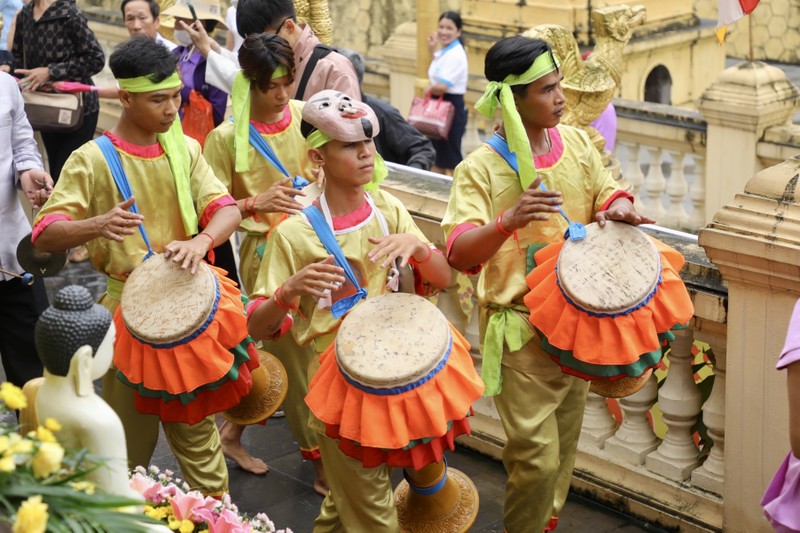 Kham pha Tet Chol Chnam Thmay cua dong bao Khmer ngay tai Ha Noi-Hinh-2