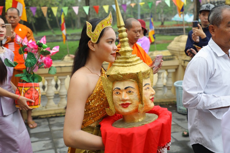 Kham pha Tet Chol Chnam Thmay cua dong bao Khmer ngay tai Ha Noi-Hinh-3