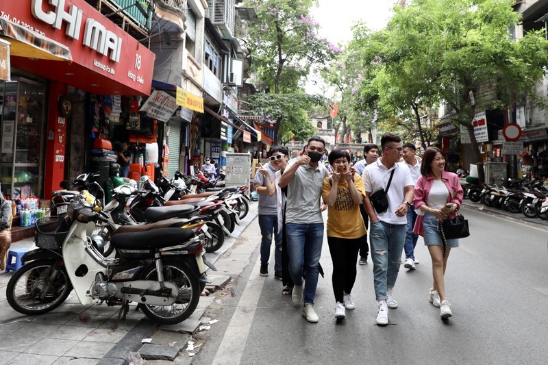 Via he tai khu pho co Ha Noi van bi chiem dung nghiem trong-Hinh-3