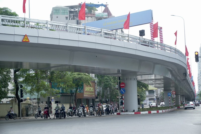 Ha Noi: Can canh cau vuot chu C gan 150 ti ngay thong xe-Hinh-8