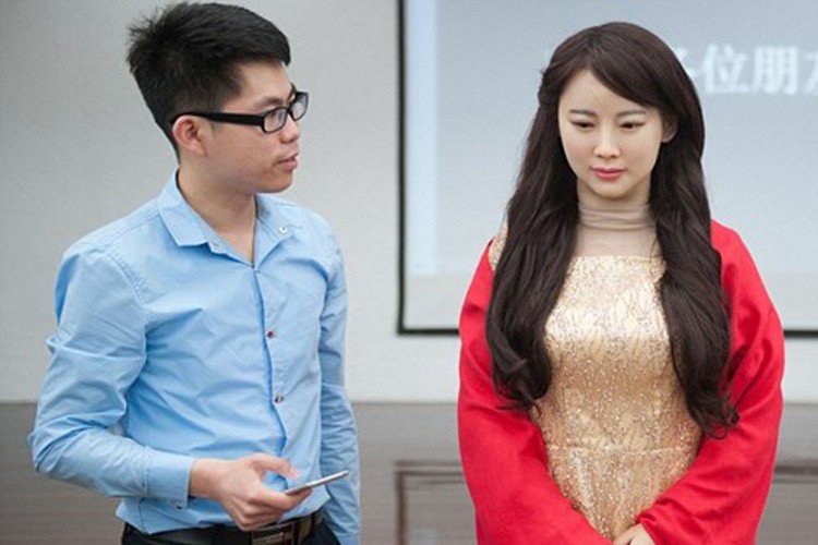 Ngam bup be nu than sieu quyen ru, noi chuyen nhu that-Hinh-2