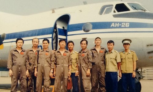 Bat mi chuyen bay ra Truong Sa cua Lu doan 918 nam 1988