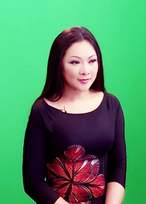 Ngo ngang voc dang thon gon cua ca si Nhu Quynh-Hinh-8