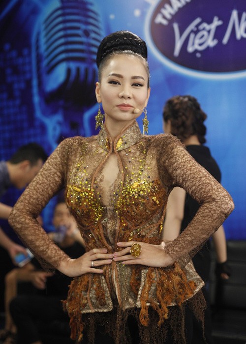 Thu Minh than thiet voi Bang Kieu o hau truong Vietnam Idol-Hinh-3