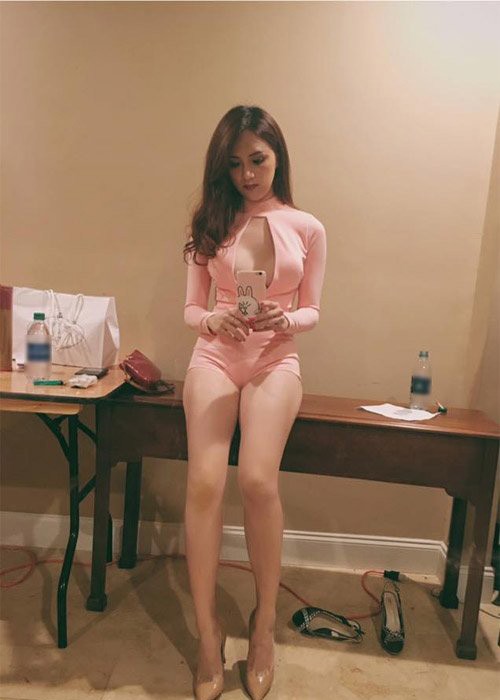 Huong Giang Idol nhan bao like voi nhung hinh anh nay-Hinh-2