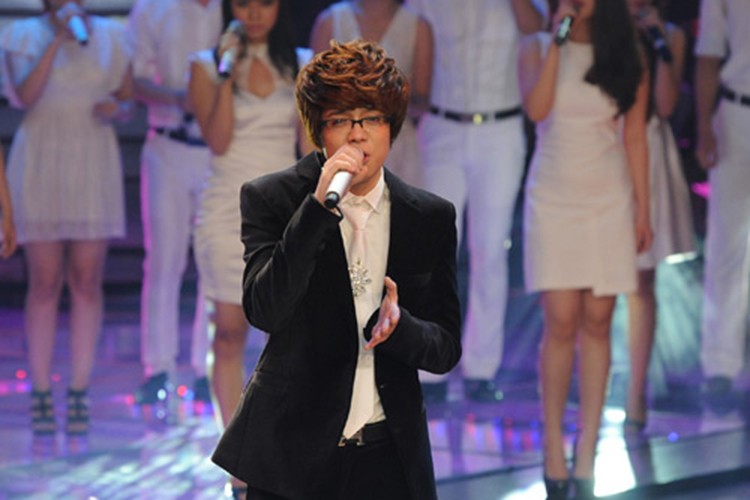 Sau khi roi The Voice 2012 Bui Anh Tuan gio ra sao-Hinh-2