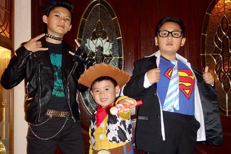 Tao hinh de thuong cua dan nhoc ti nha sao Viet ngay Halloween